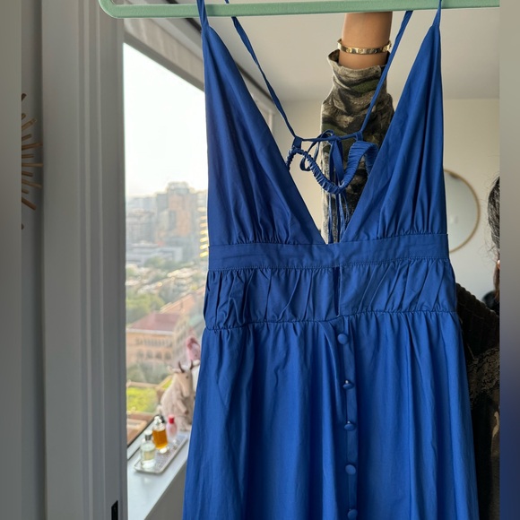 The most gorgeous blue summer dress! Bought in Europe from cute boutique - Picture 4 of 5